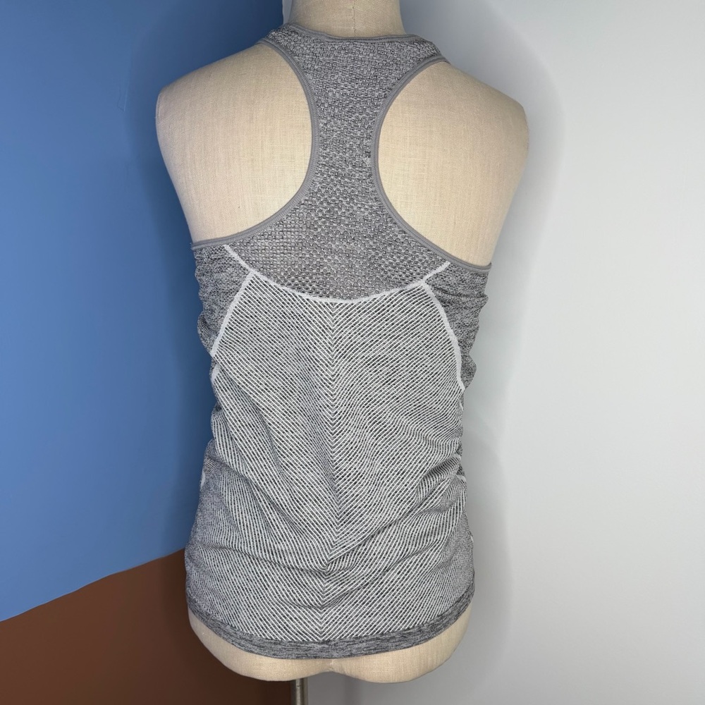 Athleta Agile Grey Colorblock Racerback Workout Tank Large - Picture 4 of 6